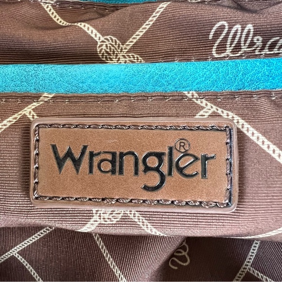Wrangler Large Pebbled Crossbody Bag Leopard Guitar Strap Turquoise Black 14x12 - Picture 15 of 16